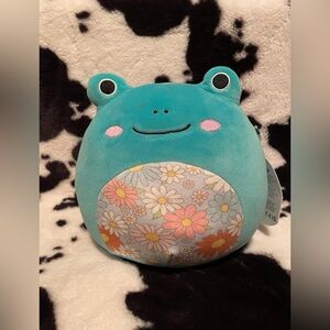 Robert the Frog 8” Squishmallow NWT